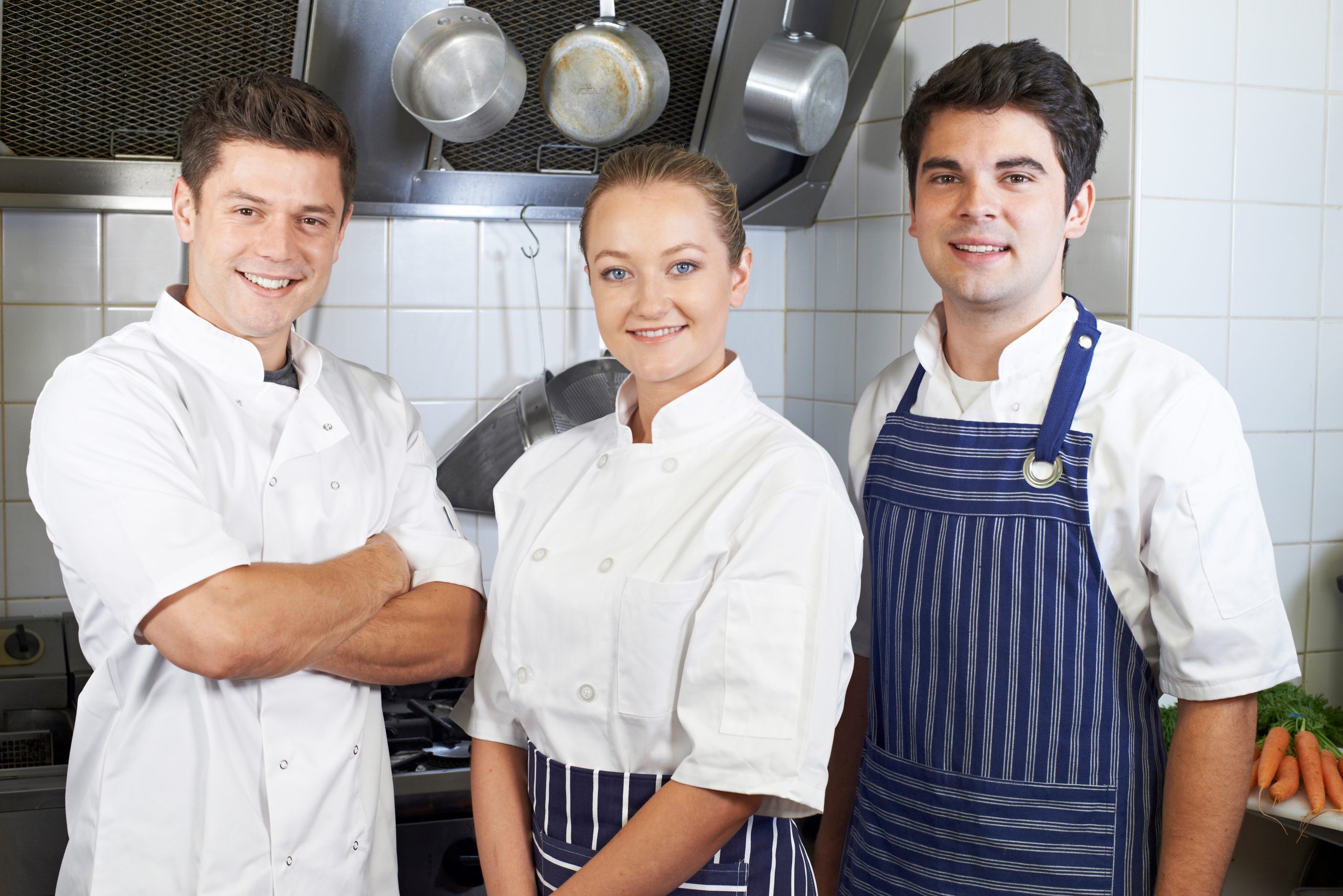 Why Kitchen Workwear Is Vital to Good Food Hygiene